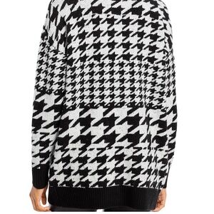 AQUA Houndstooth Sweater